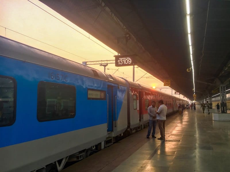 Kolkata to Dhaka train 